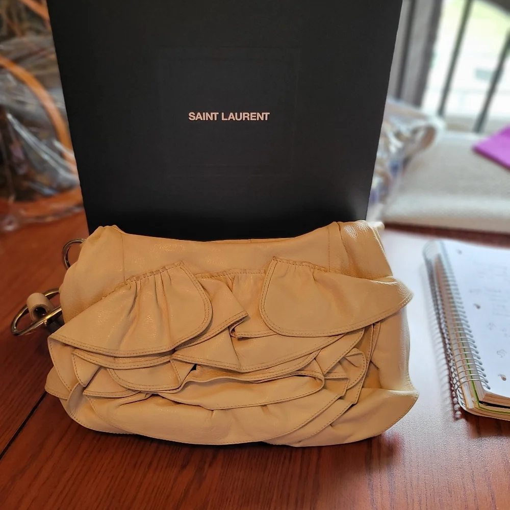 Saint Laurent Leather Shoulder Bag - Picture 8 of 8